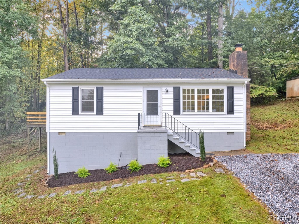 6300 Lakeside Dr