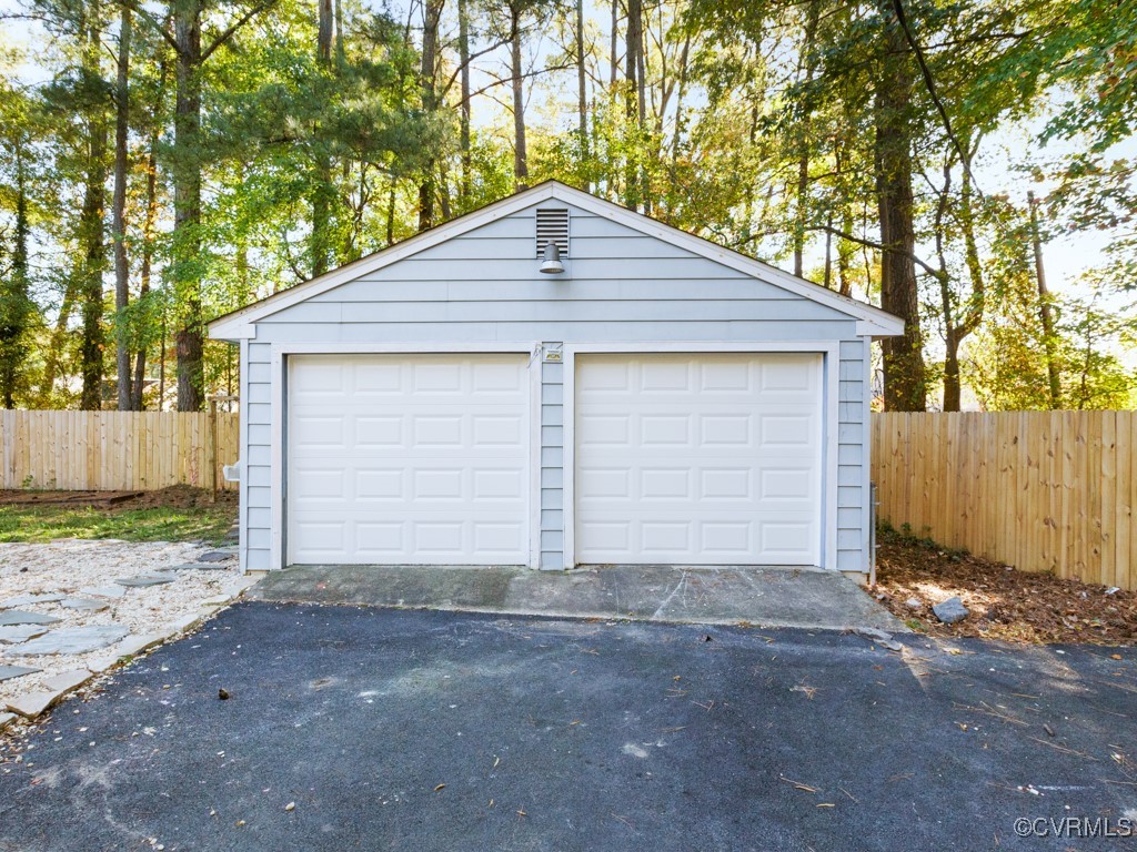 417 Deter Rd