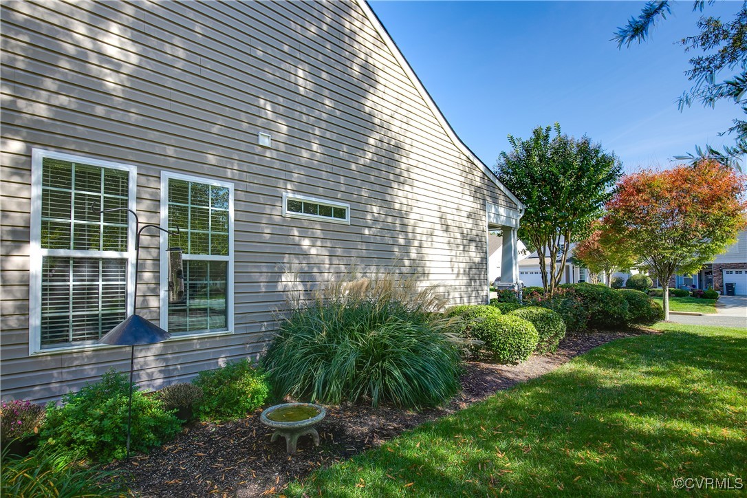 7447 Rose Stable Ct