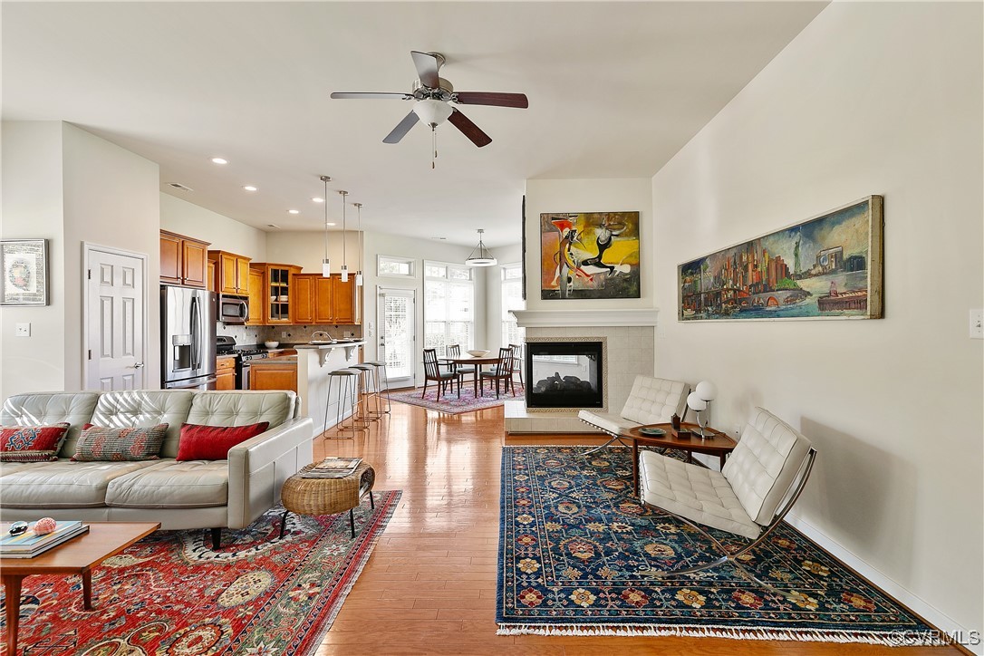 7447 Rose Stable Ct