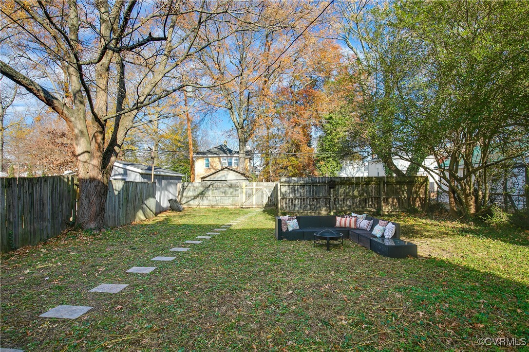 18 Overbrook Rd