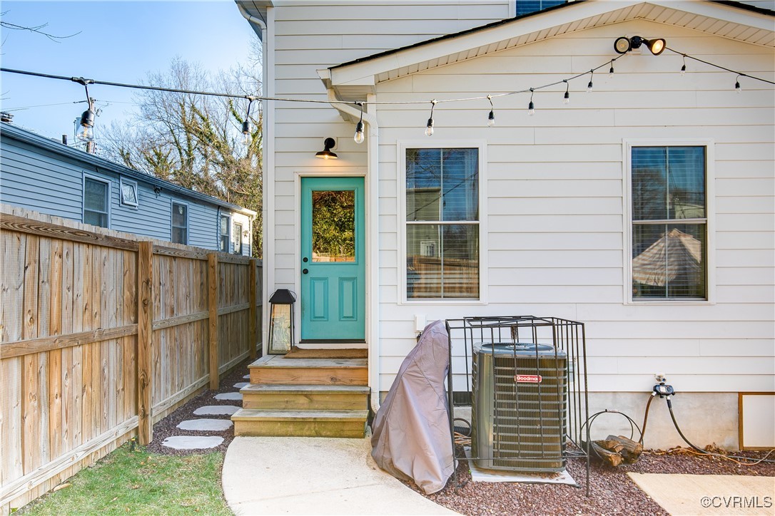 1230.5 N 38th St