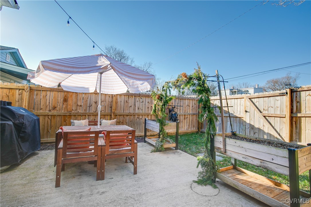 1230.5 N 38th St