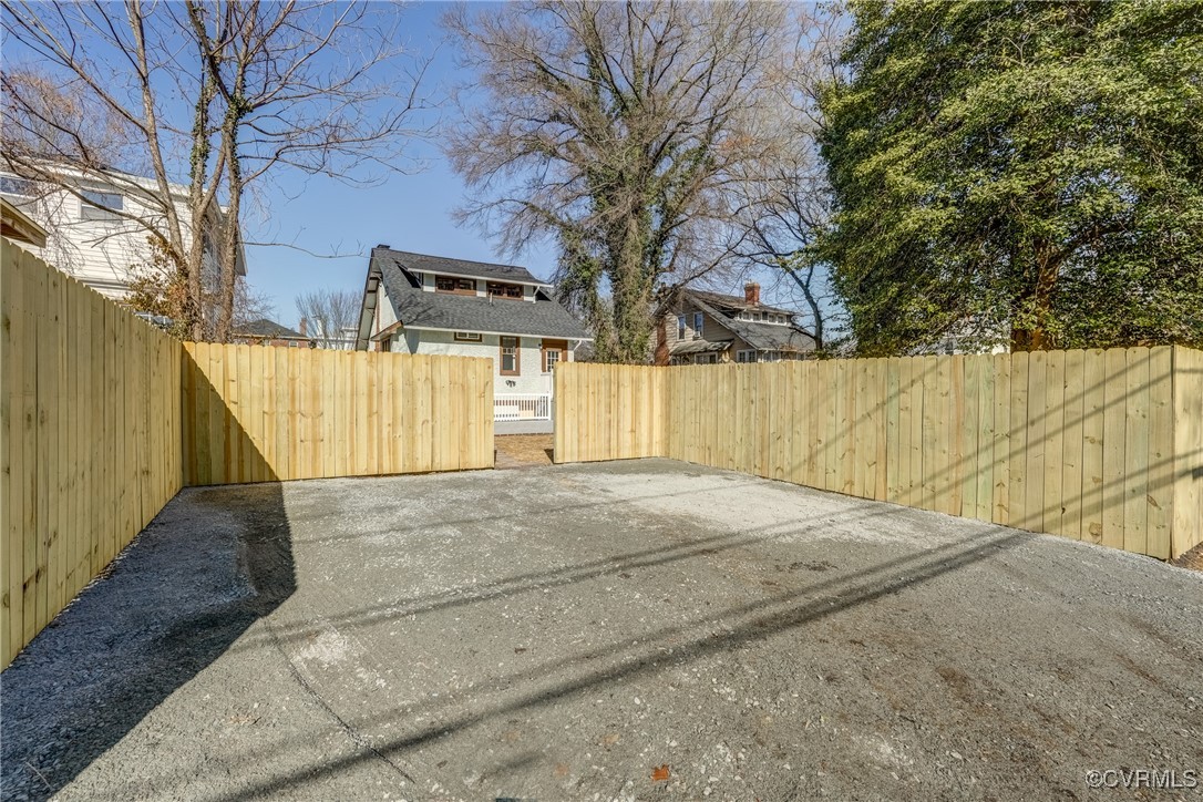 3019 4th Ave