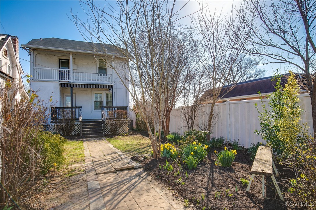 2510 Seminary Ave