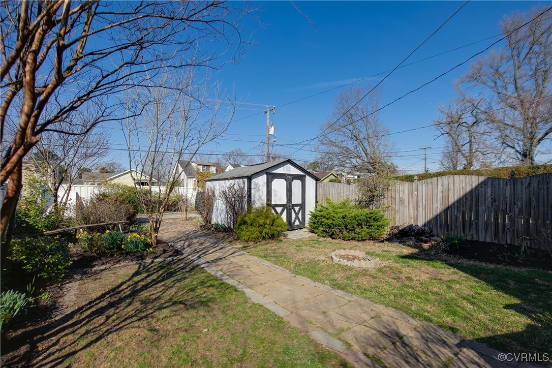 2510 Seminary Ave