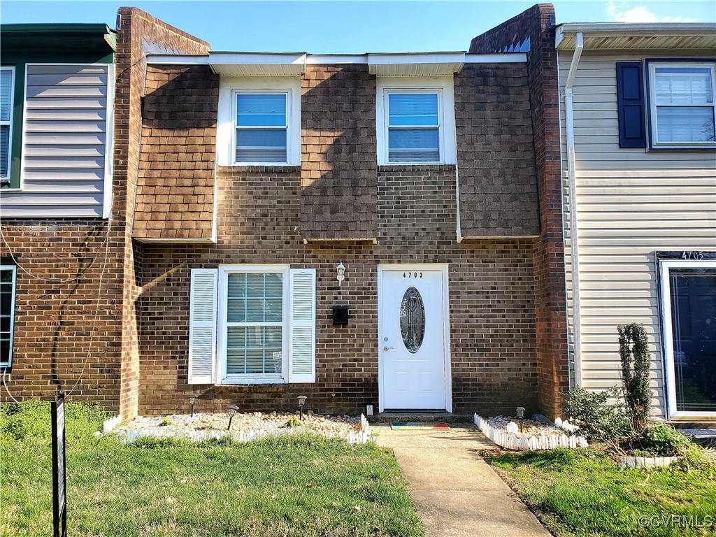 4703 White Cross Ct