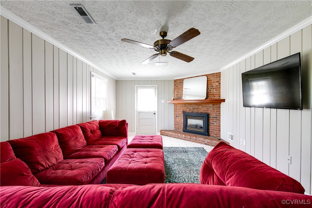 9770 Tuxford Rd