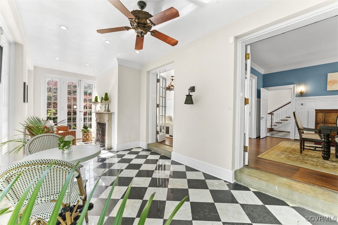 3215 Seminary Ave