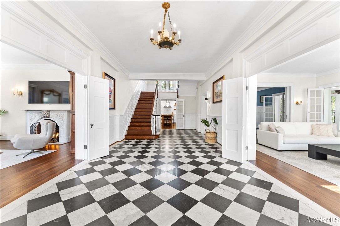 3215 Seminary Ave