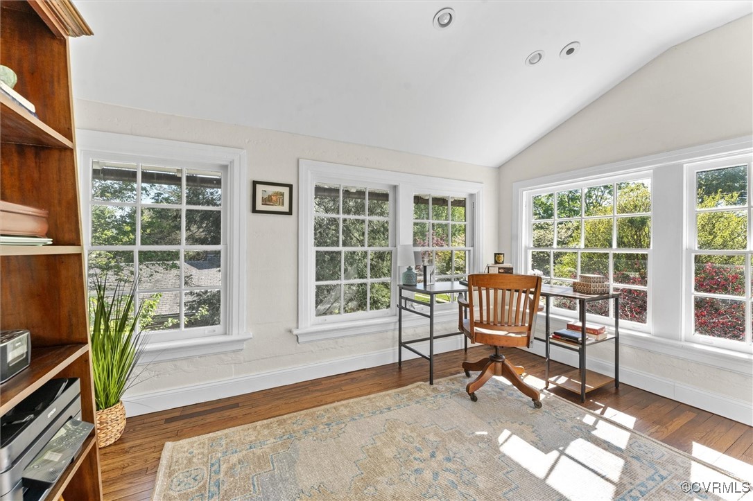 3215 Seminary Ave