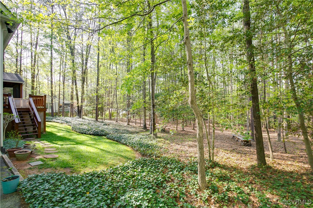 15301 Fox Briar Ct