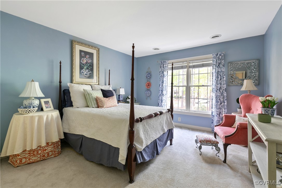 15301 Fox Briar Ct