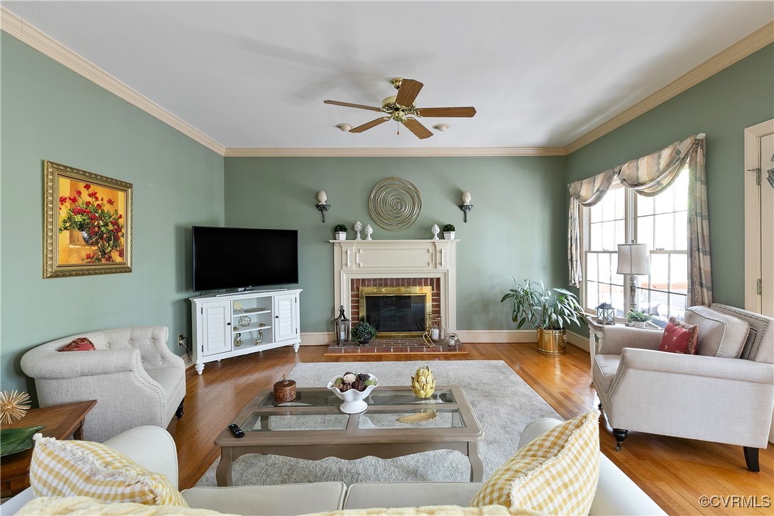 15301 Fox Briar Ct