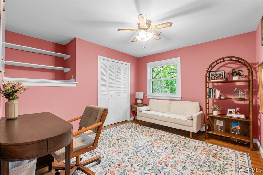 3555 Lochinvar Dr