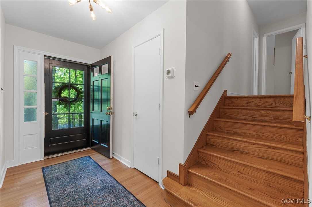 3555 Lochinvar Dr