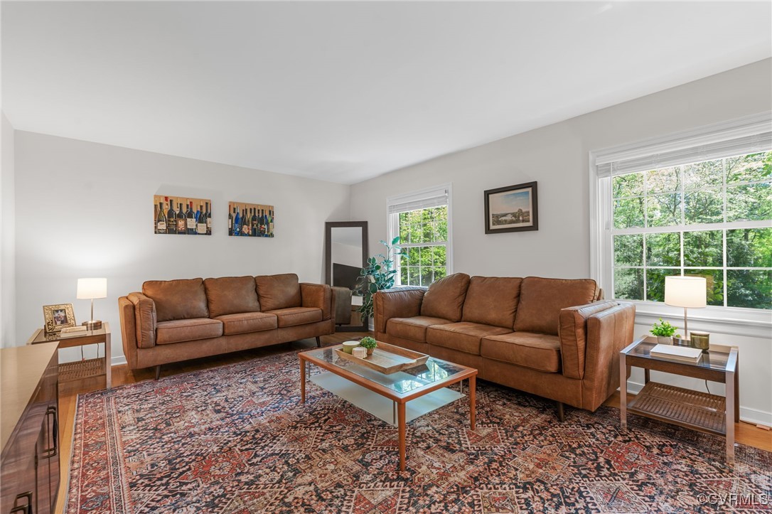 3555 Lochinvar Dr