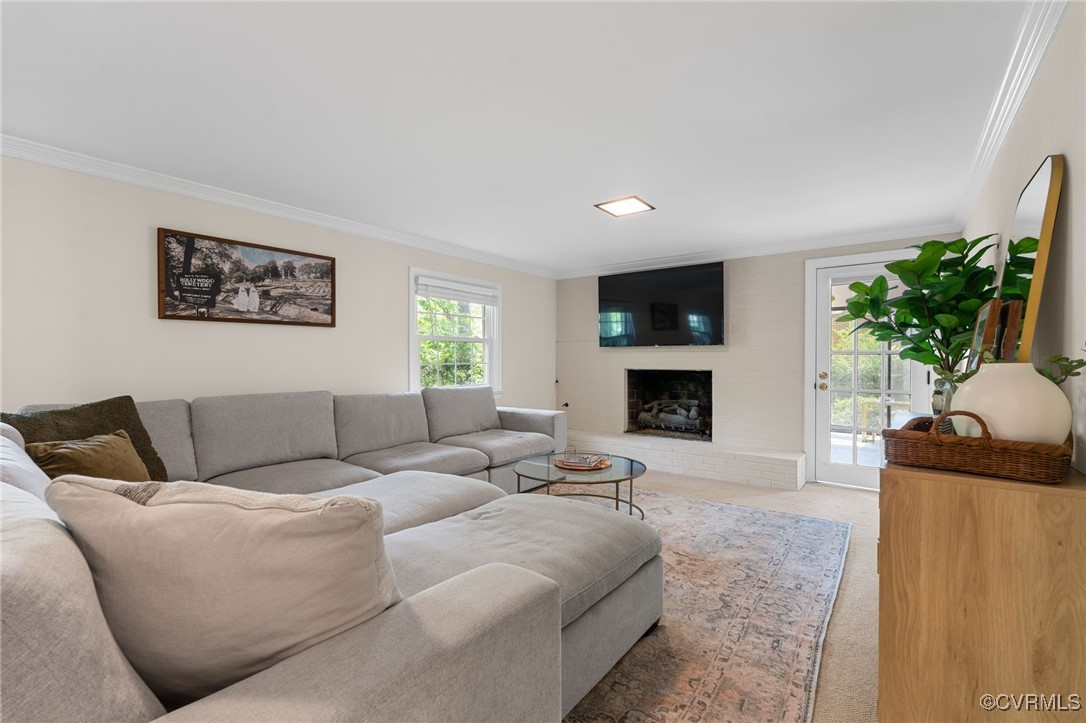 3555 Lochinvar Dr
