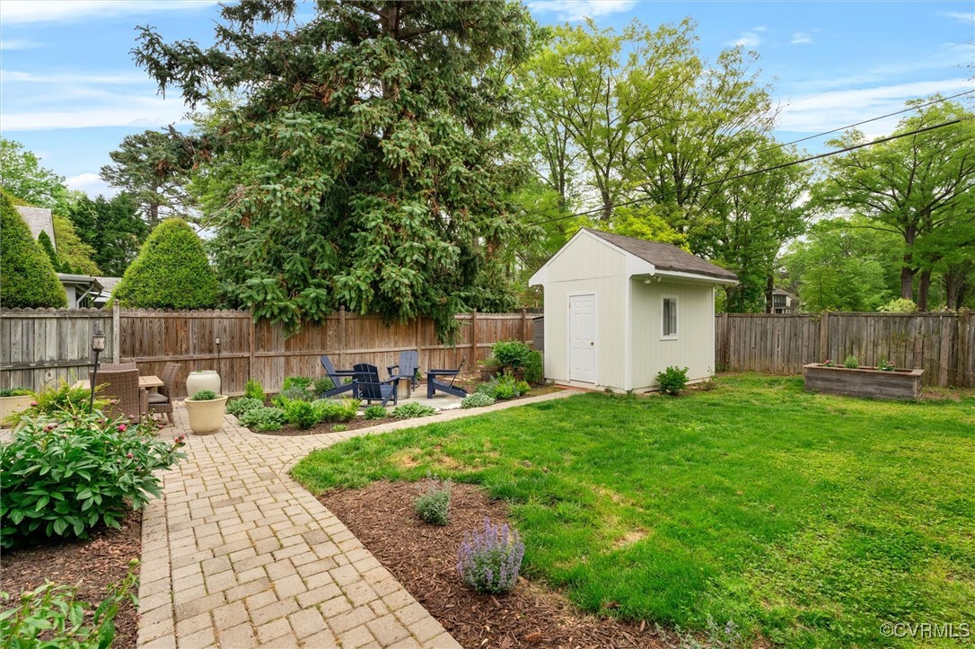 351 Lexington Rd