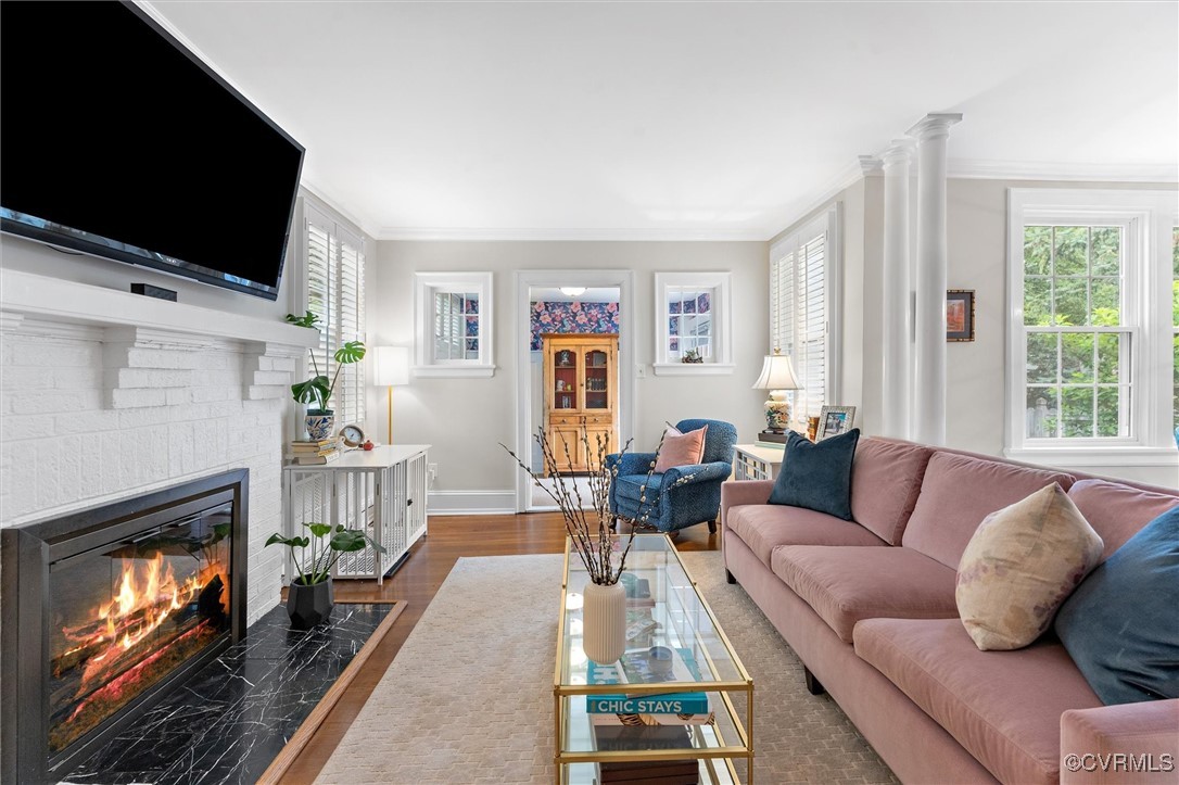 351 Lexington Rd