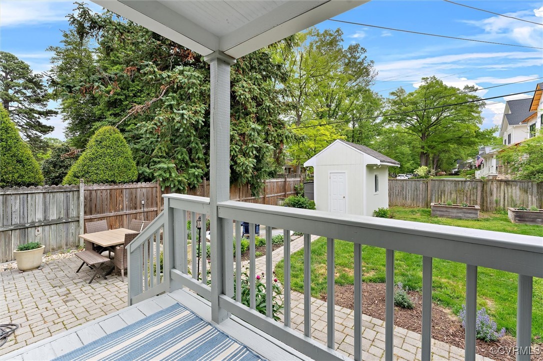 351 Lexington Rd