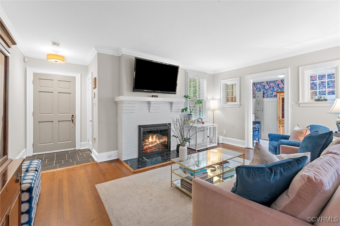 351 Lexington Rd