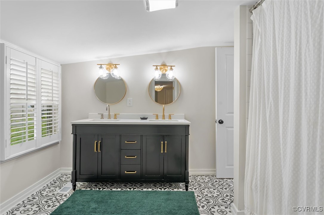 351 Lexington Rd