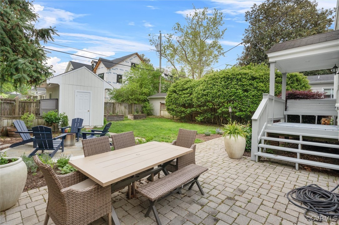 351 Lexington Rd