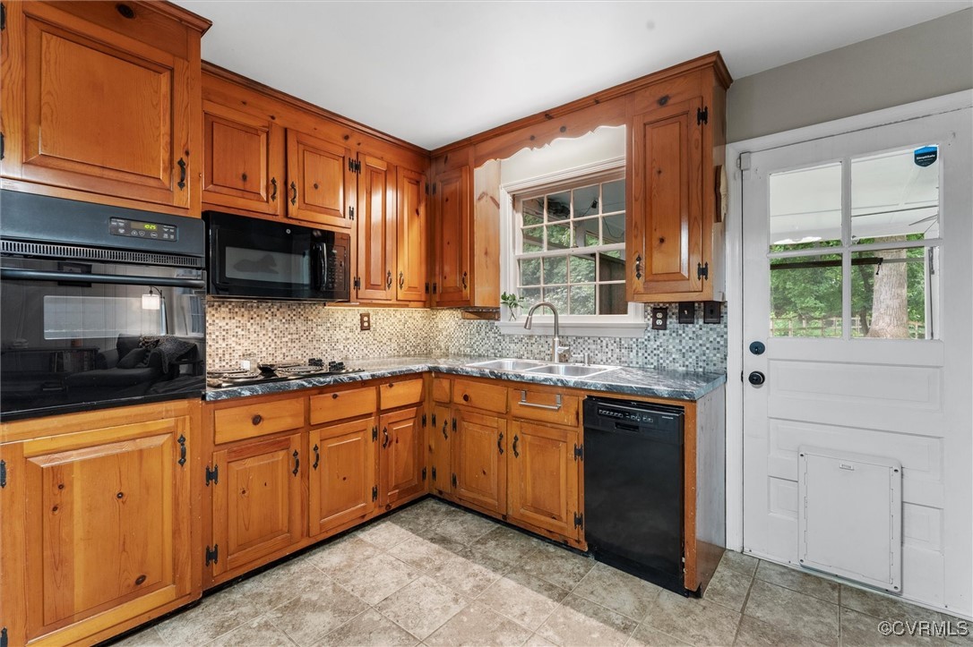 1824 Greenvale Ct