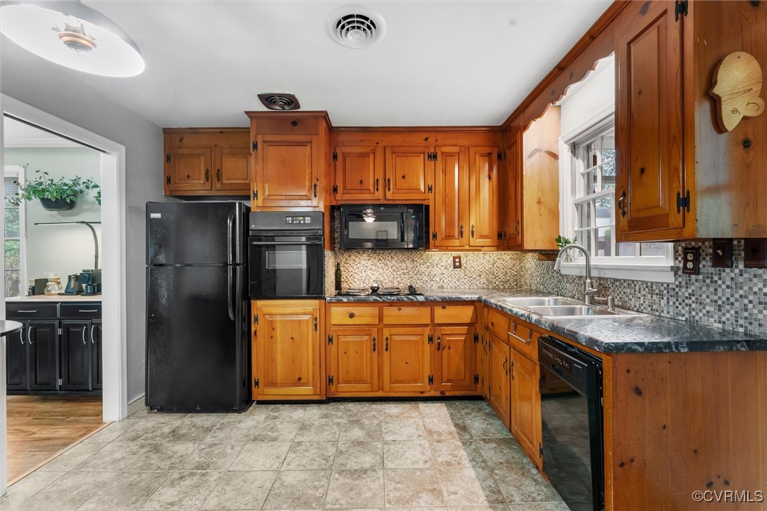 1824 Greenvale Ct