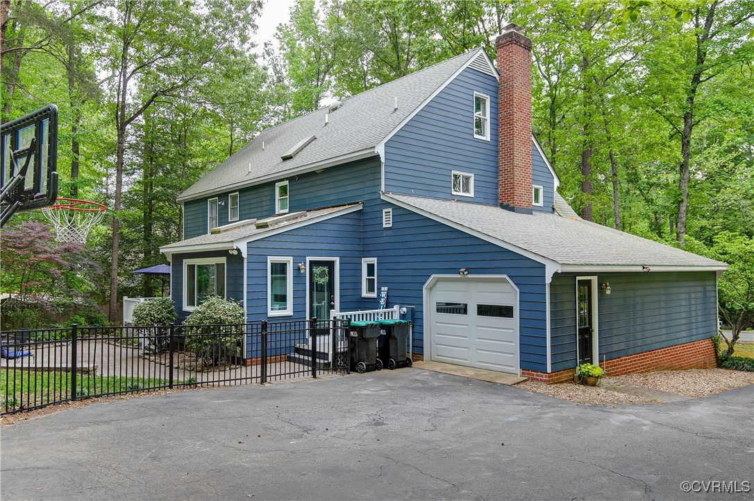 8910 Cardiff Rd