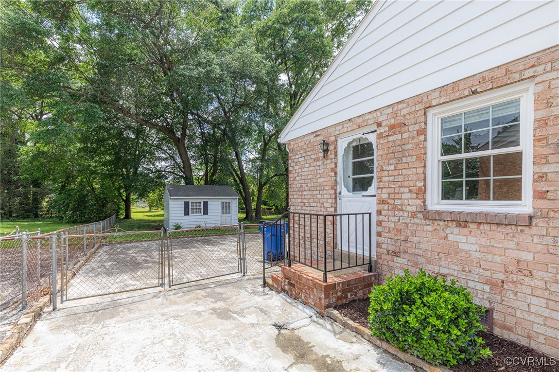 9107 Chumley Ln