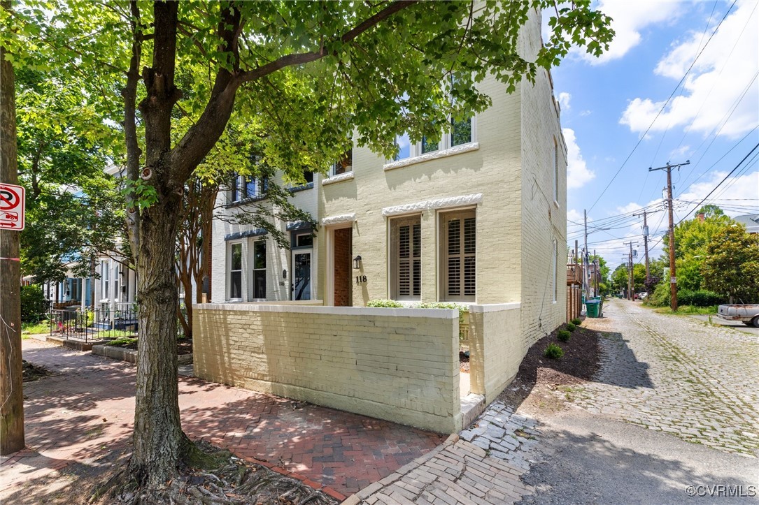 118 N Lombardy St