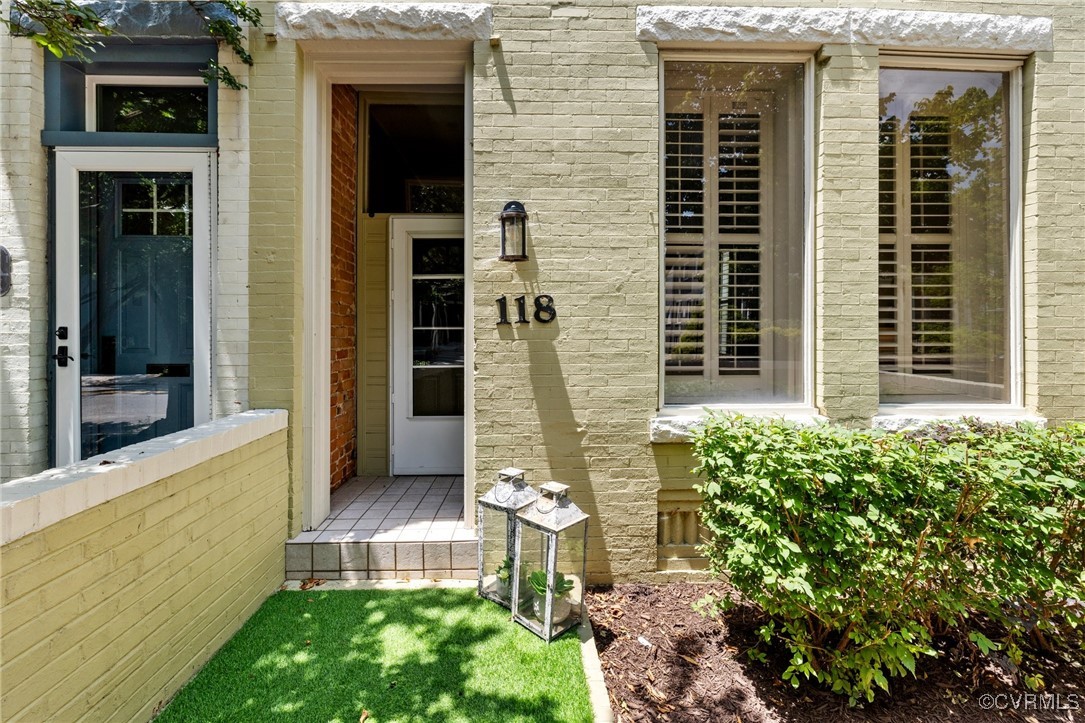 118 N Lombardy St