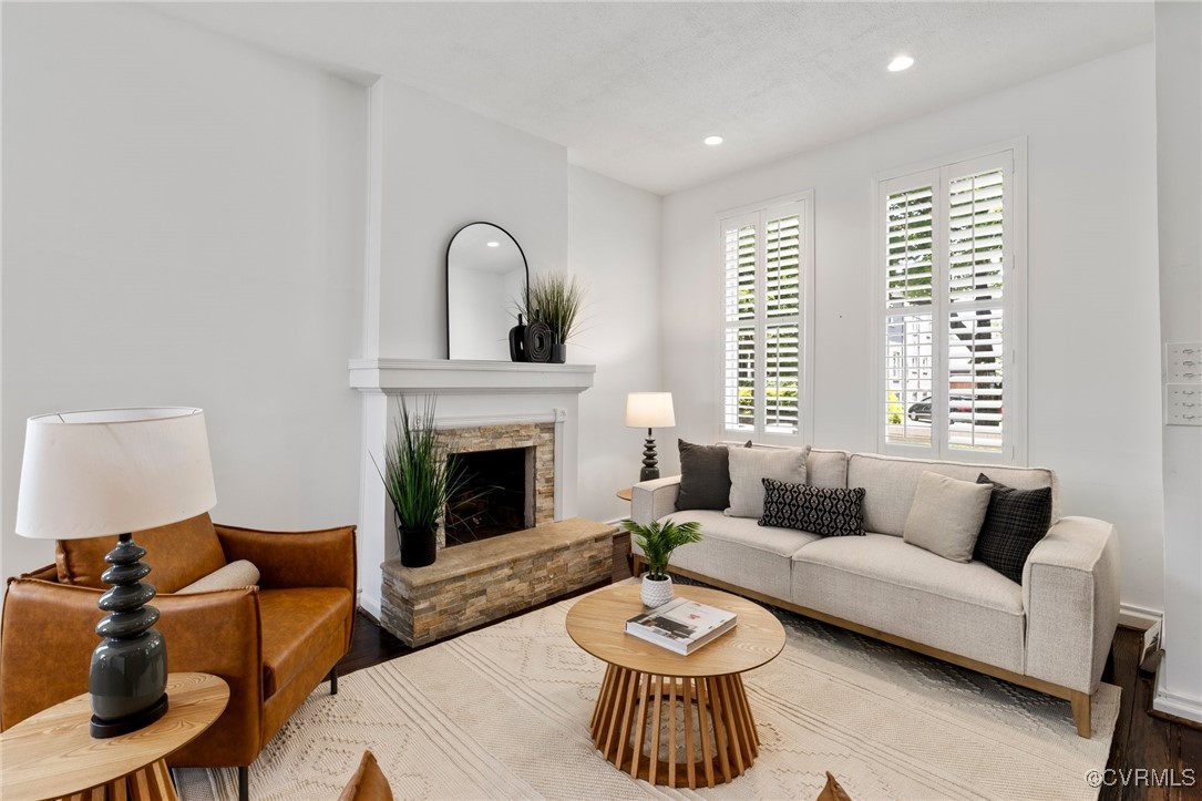 118 N Lombardy St