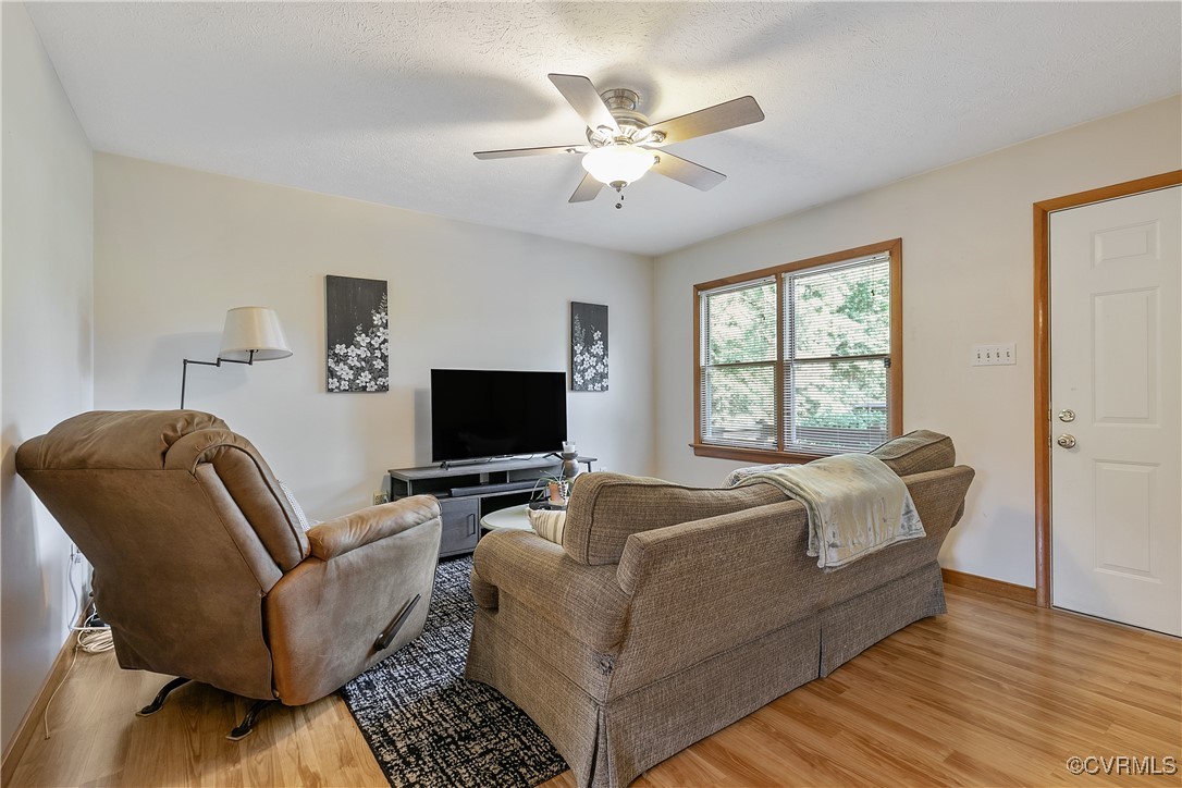 3501 Old Williamsburg Rd