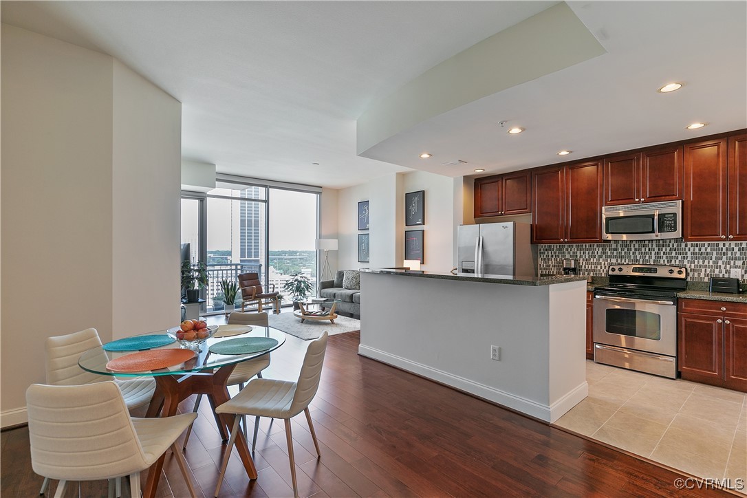 301 Virginia St Unit#U1607