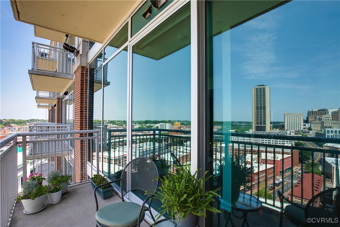301 Virginia St Unit#U1607