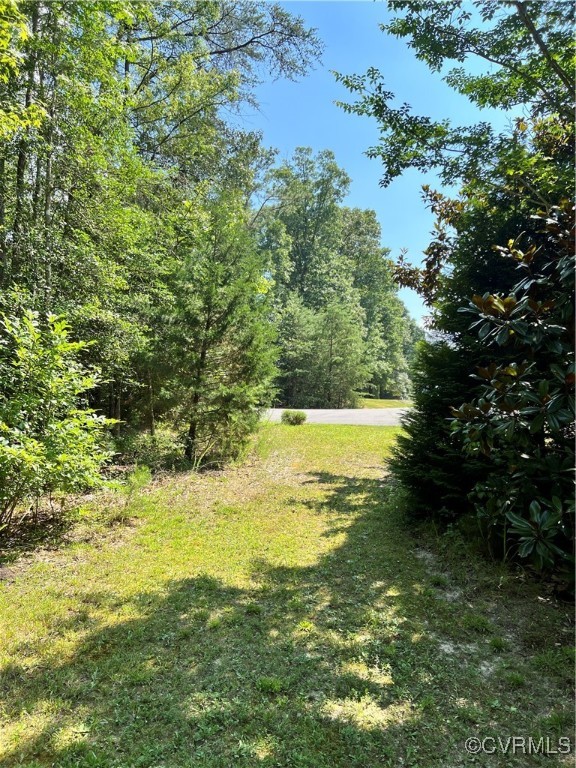 6320 Glendale Woods Dr