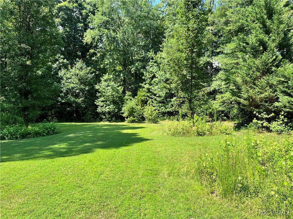 6320 Glendale Woods Dr