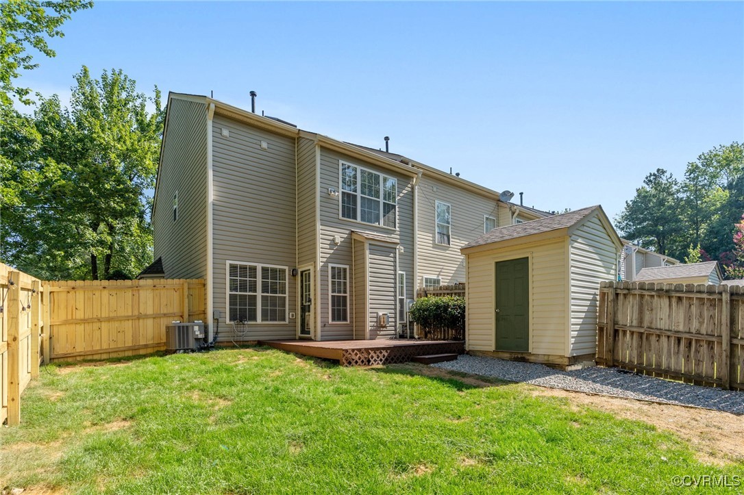 9014 Silverbush Dr