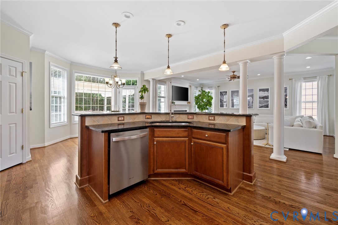 9318 Mahogany Dr