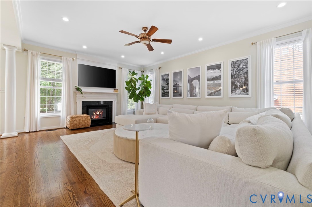9318 Mahogany Dr