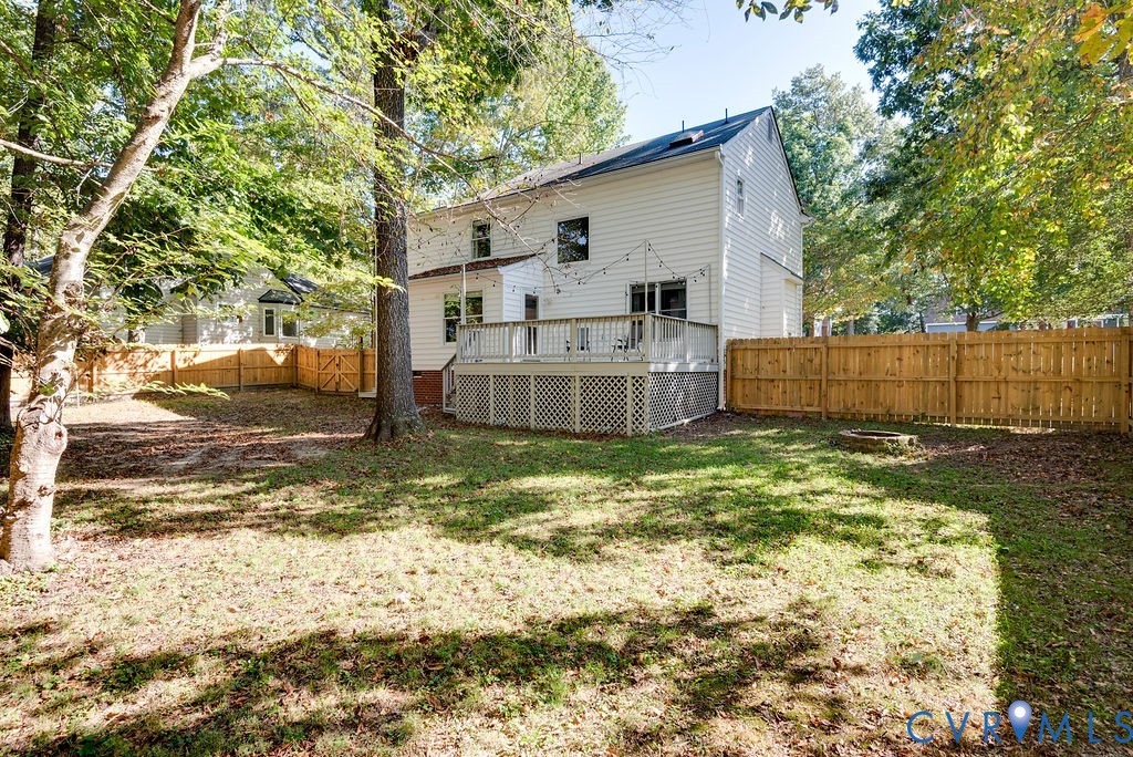 1526 Crawford Wood Dr