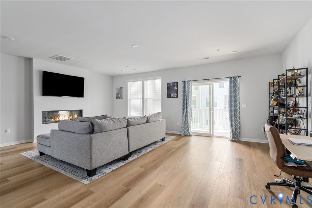 9007 Telegraph Rd Unit#B