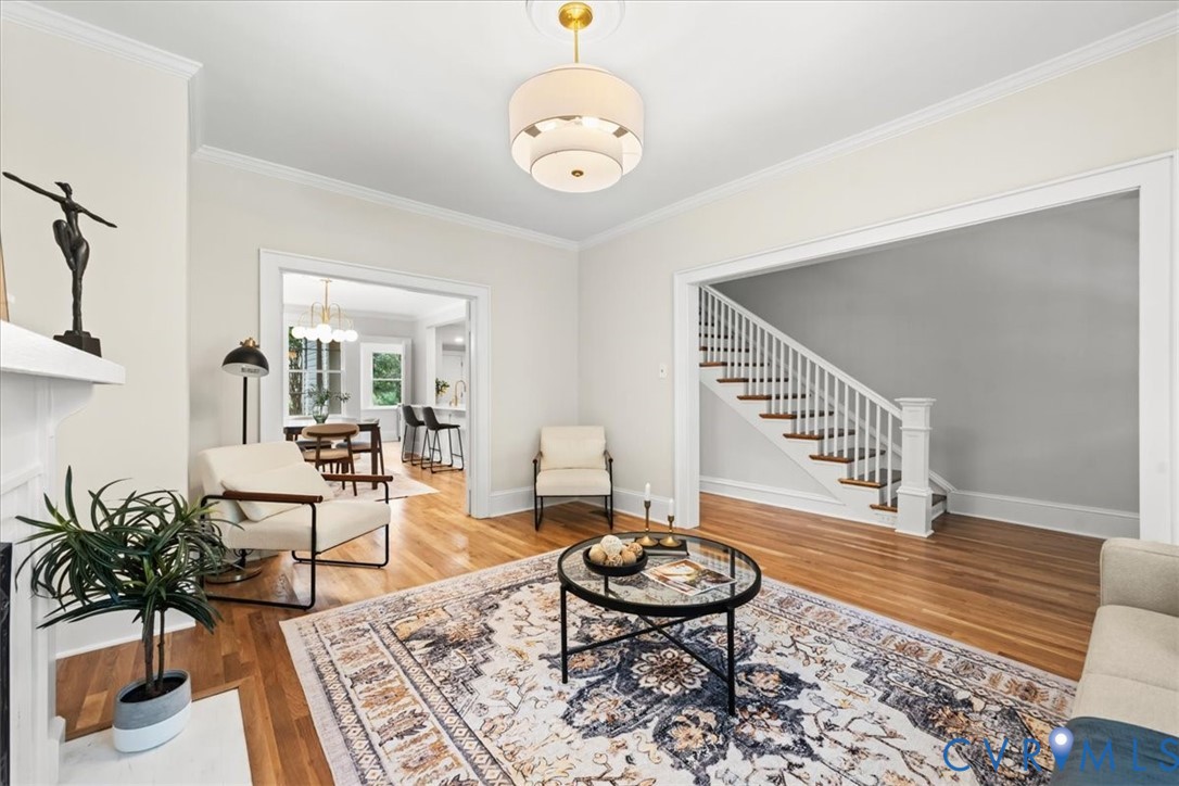 2105 Maplewood Ave