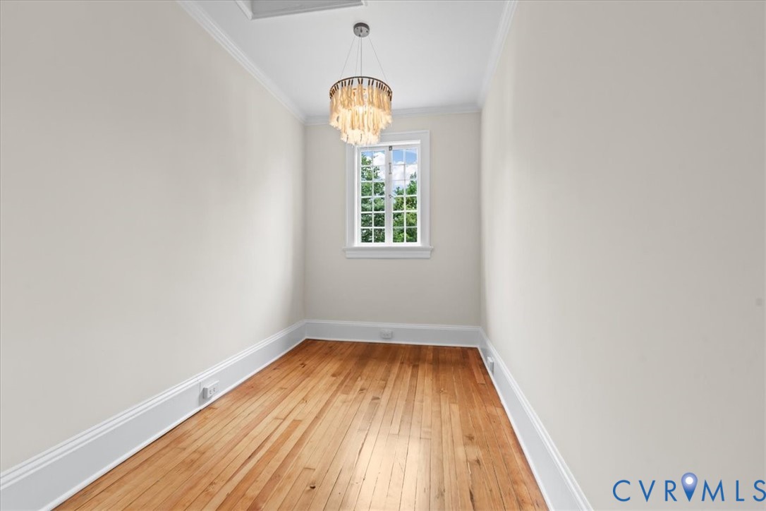 2105 Maplewood Ave