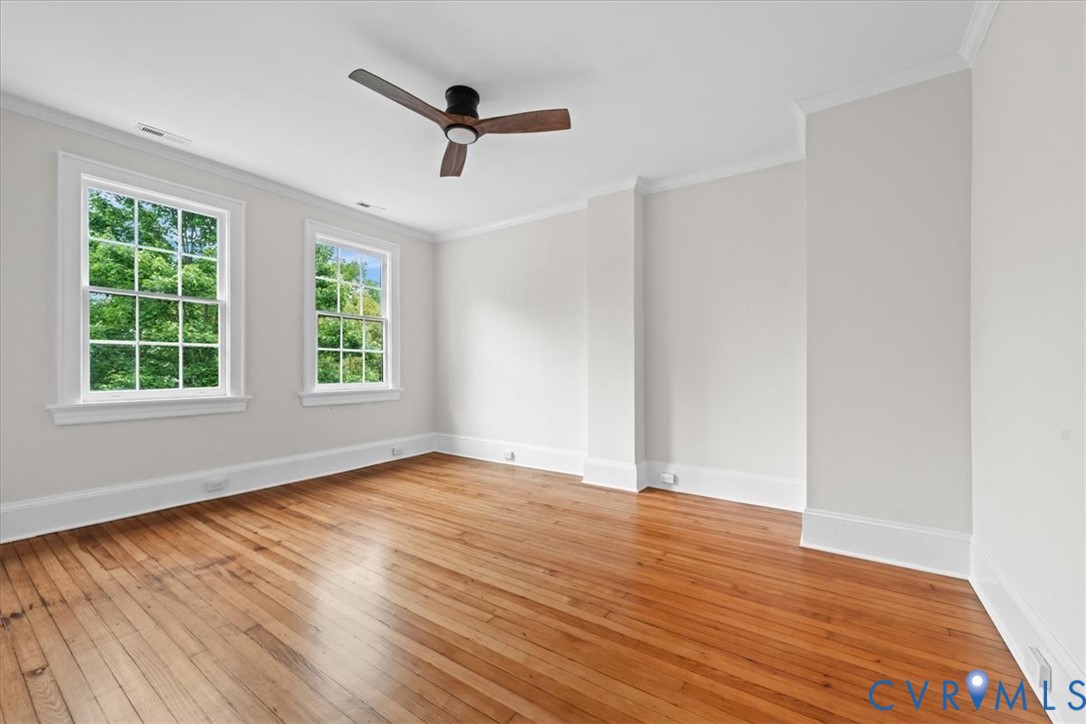 2105 Maplewood Ave
