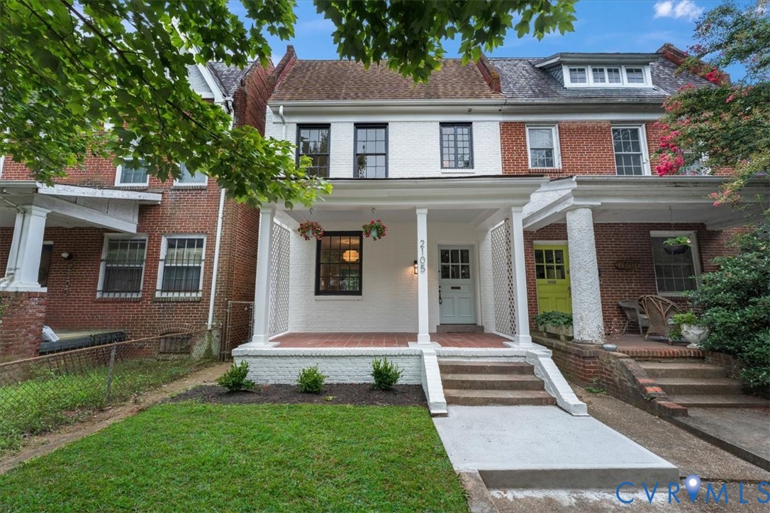 2105 Maplewood Ave
