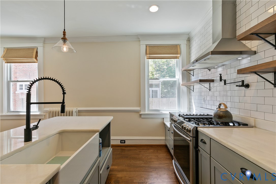 18 N Allen Ave